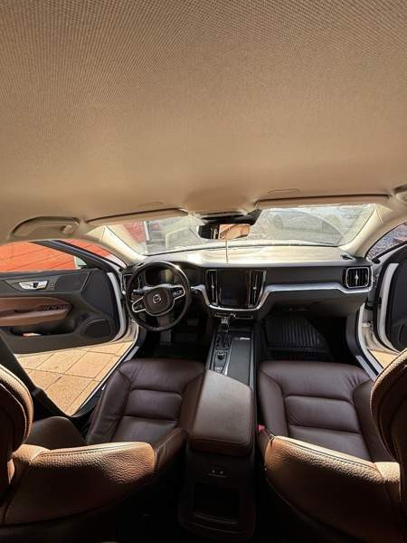 Volvo V60 Ulvila - valokuva 7