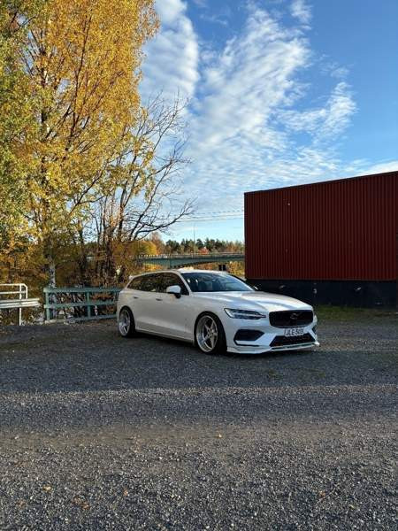 Volvo V60 Ulvila - valokuva 1