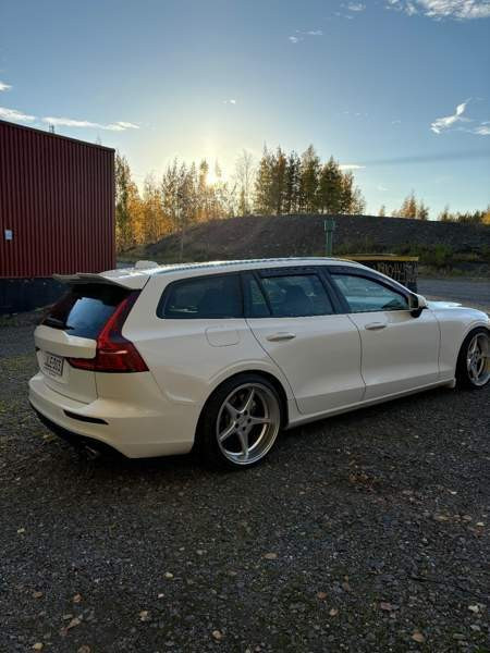 Volvo V60 Ulvila - valokuva 2