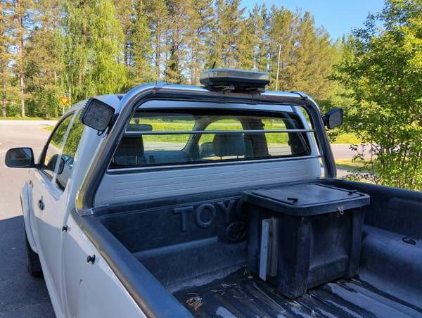 Toyota Hilux Хаукипудас - изображение 3