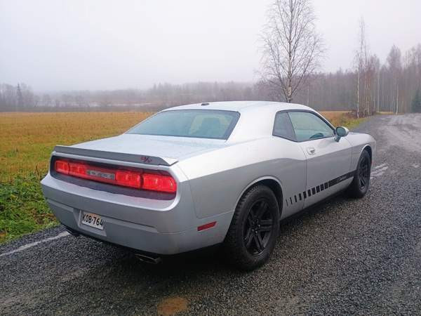 Dodge Challenger Yloejaervi - photo 1