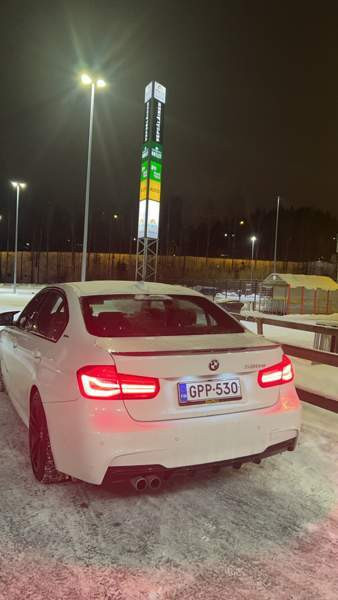 BMW 330 Vantaa - photo 4