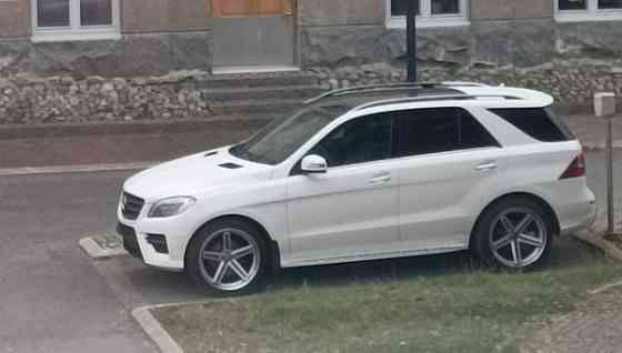 Mercedes-Benz ML Kaavi