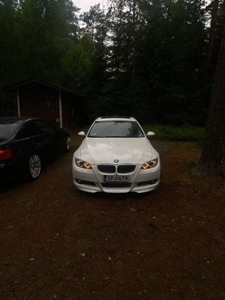 BMW 335 Vantaa - valokuva 3