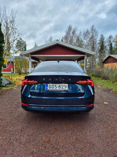 Skoda Octavia Ugleural'skiy - valokuva 8