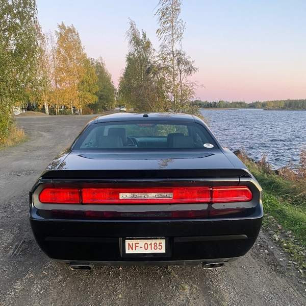 Dodge Challenger Joensuu - valokuva 5