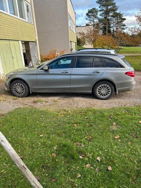 Mercedes-Benz C Parkano – foto 1