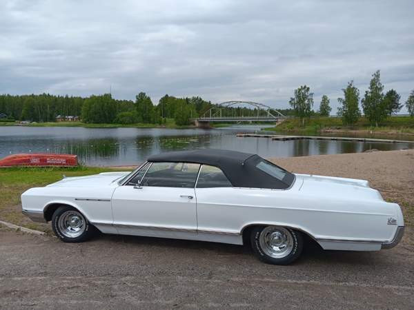 Buick Le Sabre Laihia - valokuva 2