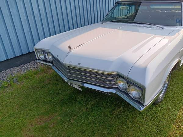 Buick Le Sabre Laihia - valokuva 4