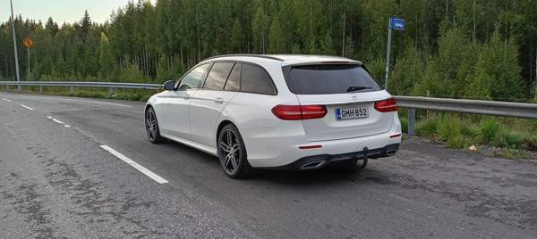 Mercedes-Benz E Миккели - изображение 3