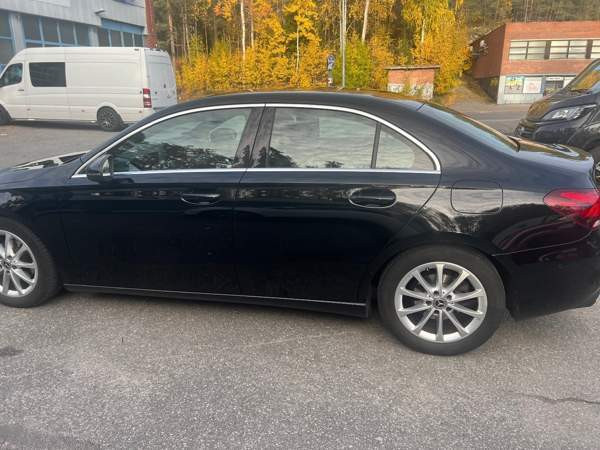 Mercedes-Benz A Glebychevo - valokuva 4