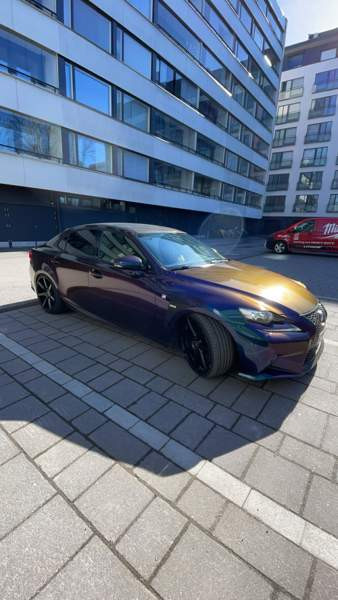 Lexus IS Turtkul - valokuva 1