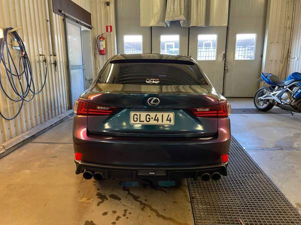 Lexus IS Turtkul - valokuva 6
