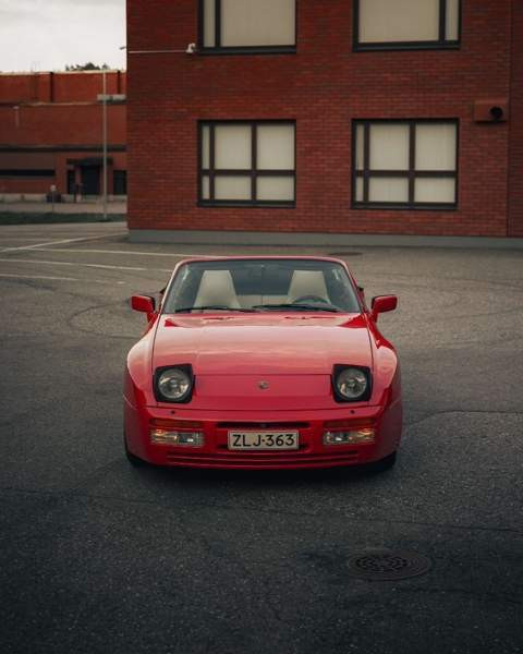 Porsche 944 Kaarina - valokuva 2