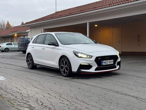 Hyundai i30 Сейняйоки - изображение 1