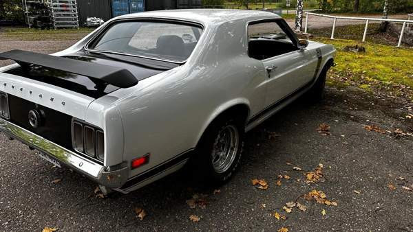 Ford Mustang Lohja - valokuva 7