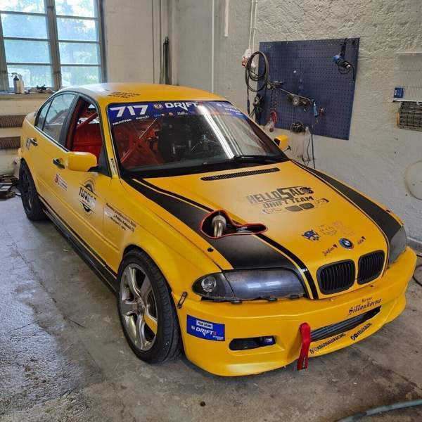 BMW 318 Toholampi - valokuva 2