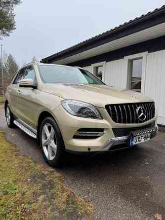 Mercedes-Benz ML Nakkila