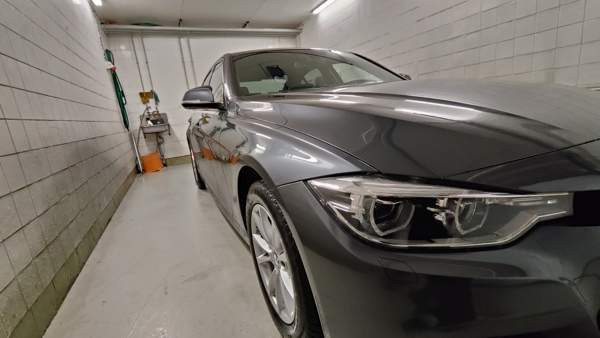 BMW 320 Kaskinen - valokuva 7