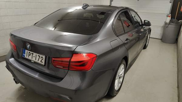 BMW 320 Kaskinen - valokuva 4