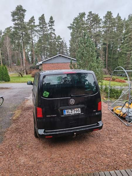 Volkswagen Multivan Lieto - valokuva 4
