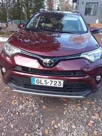 Toyota RAV4 Maentsaelae