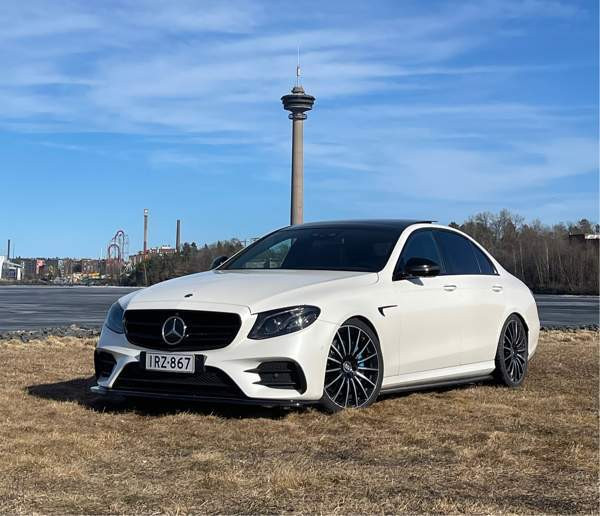 Mercedes-Benz E Лемпяаля - изображение 2