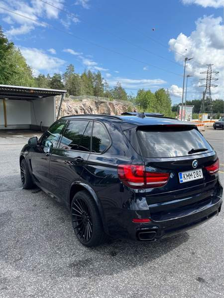 BMW X5 Вантаа - изображение 2