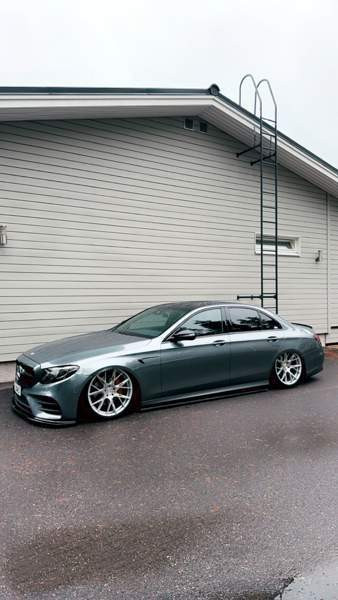 Mercedes-Benz E Järvenpää - valokuva 1