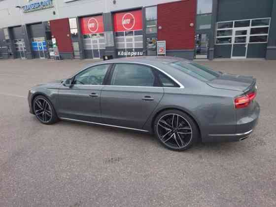 Audi A8 Loppi