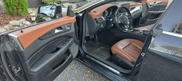 Mercedes-Benz CLS Virrat - valokuva 8