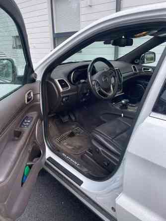 Jeep Grand Cherokee Yloejaervi