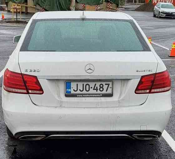 Mercedes-Benz E Haemeenlinna
