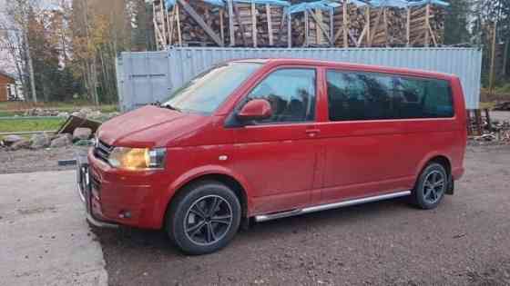 Volkswagen Caravelle Ugleural'skiy