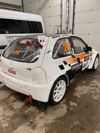 Opel Corsa Коувола