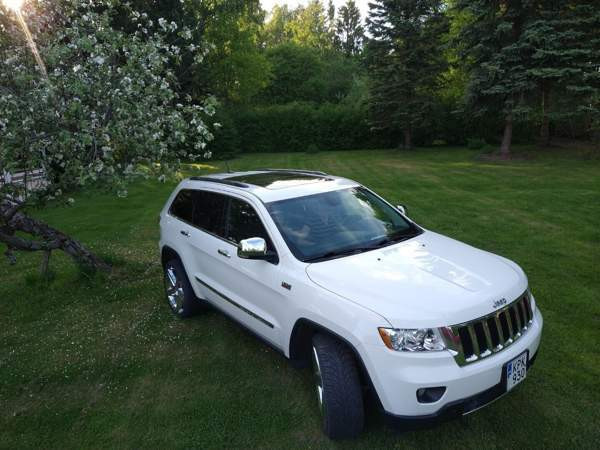 Jeep Grand Cherokee Haemeenlinna - photo 3
