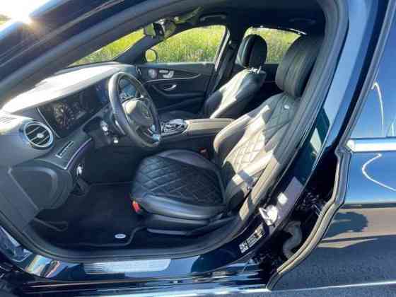 Mercedes-Benz E Muhos