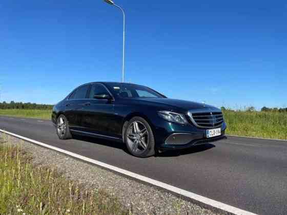 Mercedes-Benz E Muhos