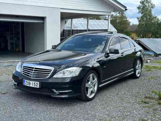 Mercedes-Benz S Macau