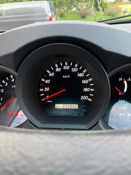 Toyota Hilux Helsinki - valokuva 5