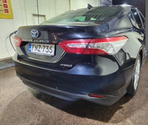 Toyota Camry Espoo - valokuva 7