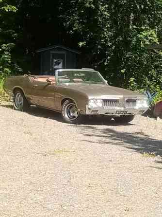 Oldsmobile Cutlass Glebychevo