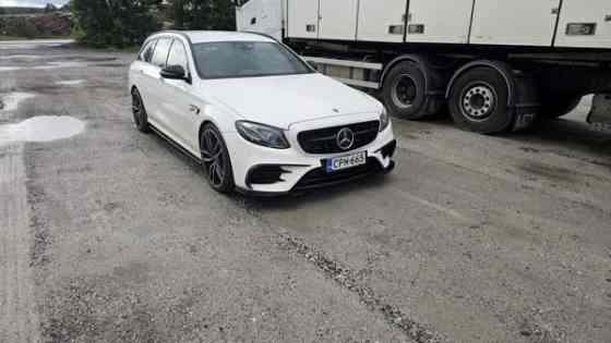 Mercedes-Benz E Helsinki
