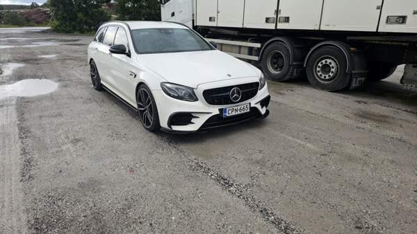 Mercedes-Benz E Helsinki - photo 2