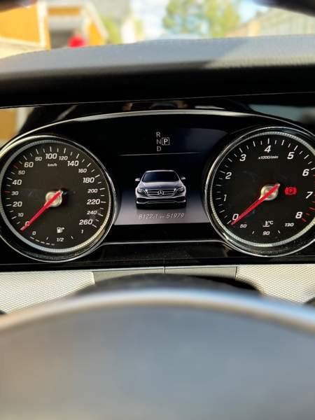 Mercedes-Benz E Turtkul - valokuva 7