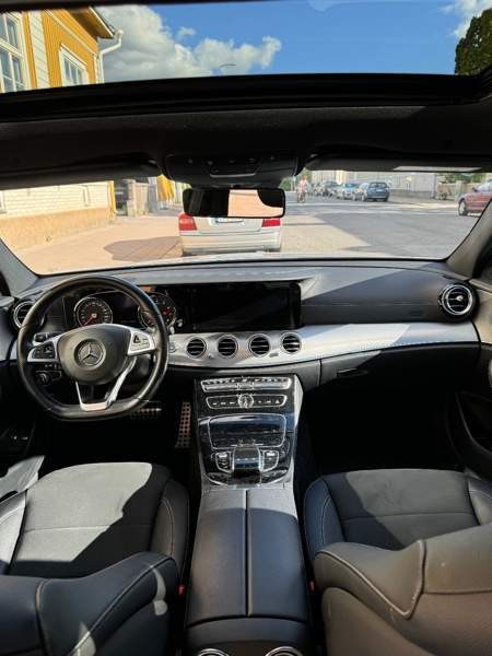 Mercedes-Benz E Turtkul - valokuva 5
