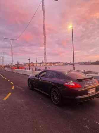 Porsche Panamera Сейняйоки