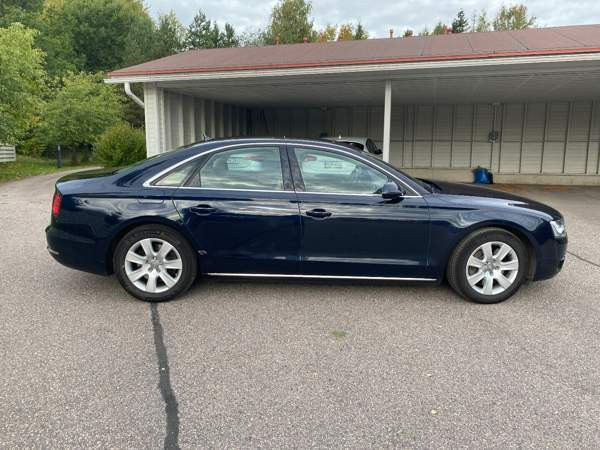 Audi A8 Espoo - valokuva 7