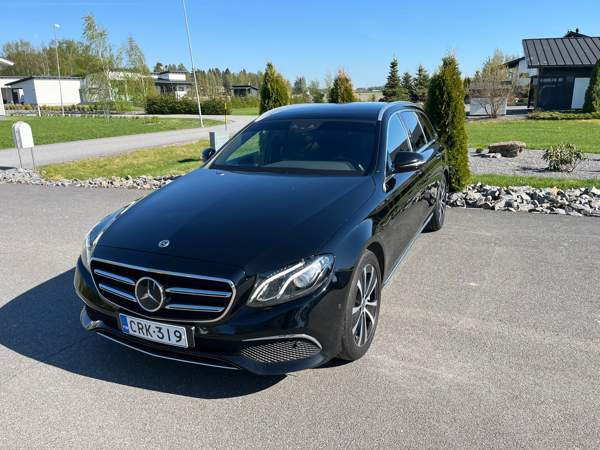 Mercedes-Benz E Laihia - изображение 1