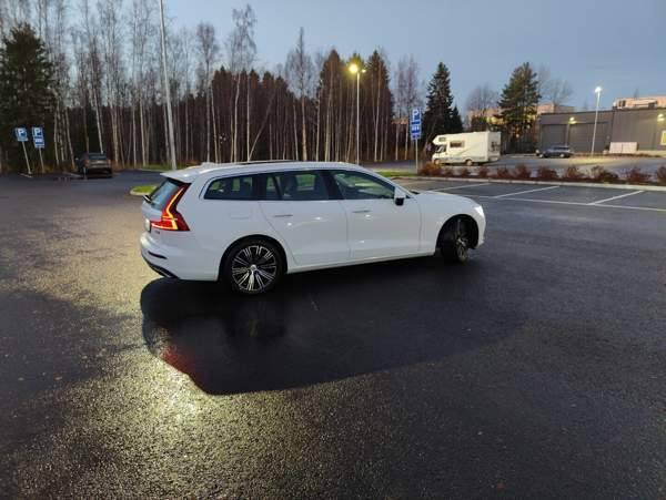 Volvo V60 Oulu - valokuva 3